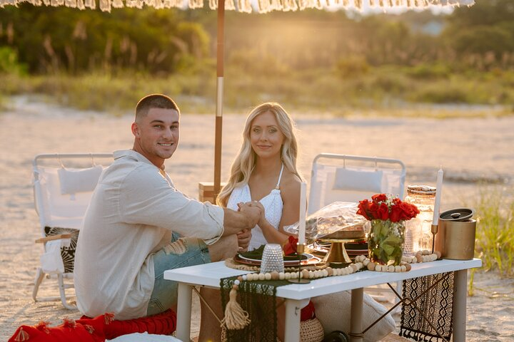 Private Professional Vacation Photoshoot in Portland - Photo 1 of 16